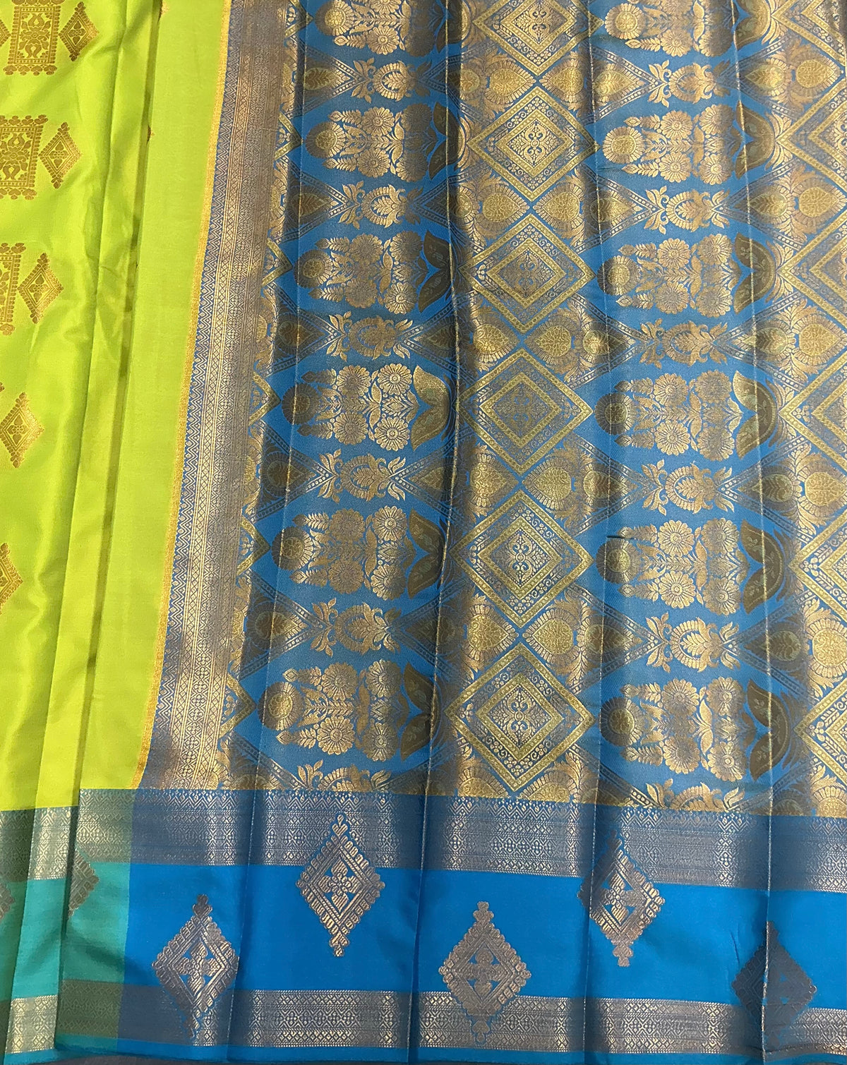 Soft Silk Casual Saree Apple Green Colour with Rettai Rama Green Colour Border