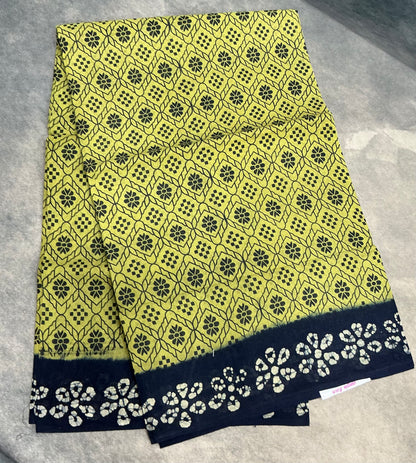 Chettinad Sungudi Cotton Lime Green Colour with Navy Blue Colour Border