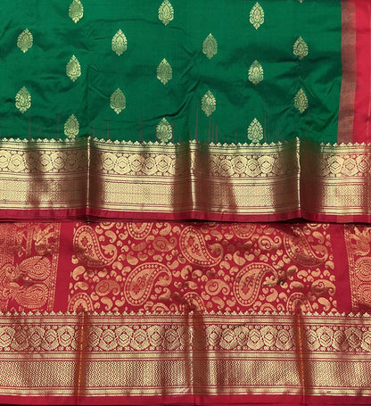 Pure Kanchipuram Silk Green Colour with Red Border