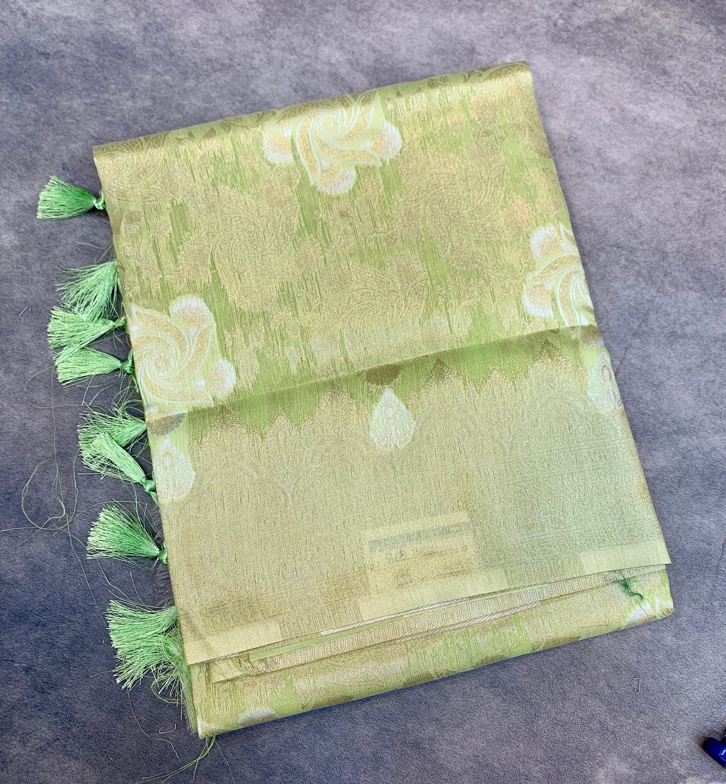 Banaras Katan Saree Apple Green Colour with Katan Work Border