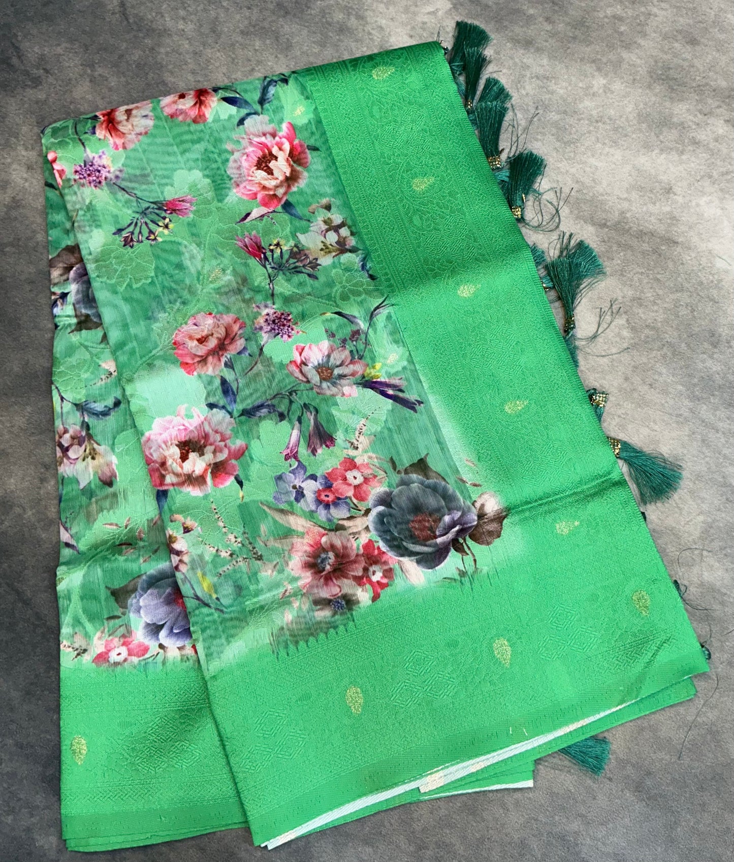 Digital Print Cotton Saree Light Green Colour with Floral Pattern