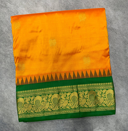 9 yards Pure Kanchipuram Silk Saree Mango Yellow Colour with Green Border