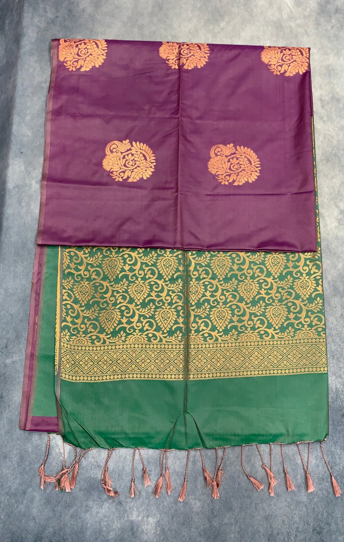 Art Silk Saree Magenta Pink Colour with Borderless