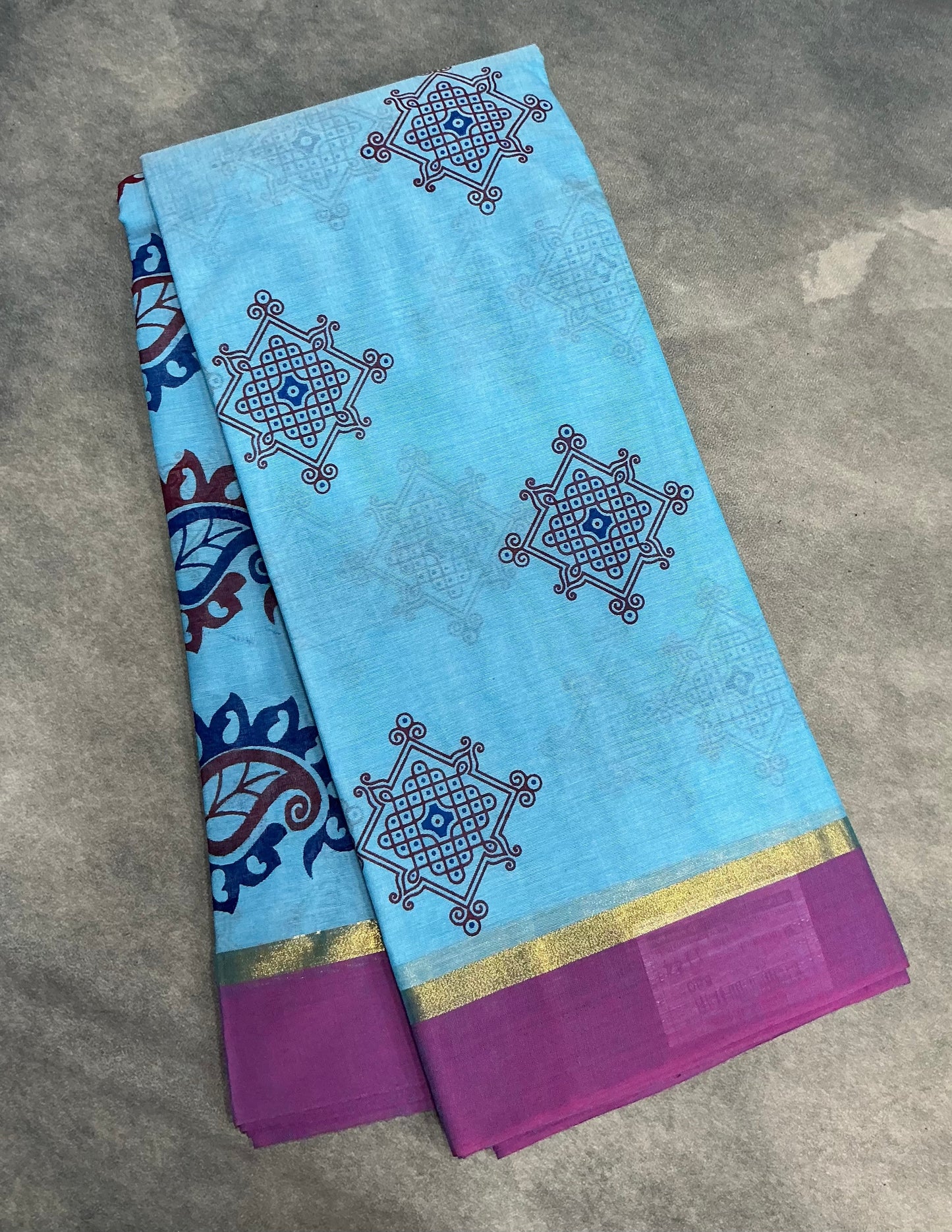 Chettinad Sungudi Cotton Sky Blue Colour with Magenta Pink Colour Border