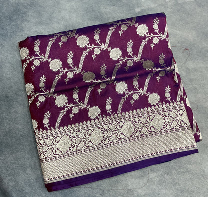 Pure Banaras Silk Saree Chocolate Brown (Dual Tone)Colour with Beautifully Crafted Floral Banarasi border