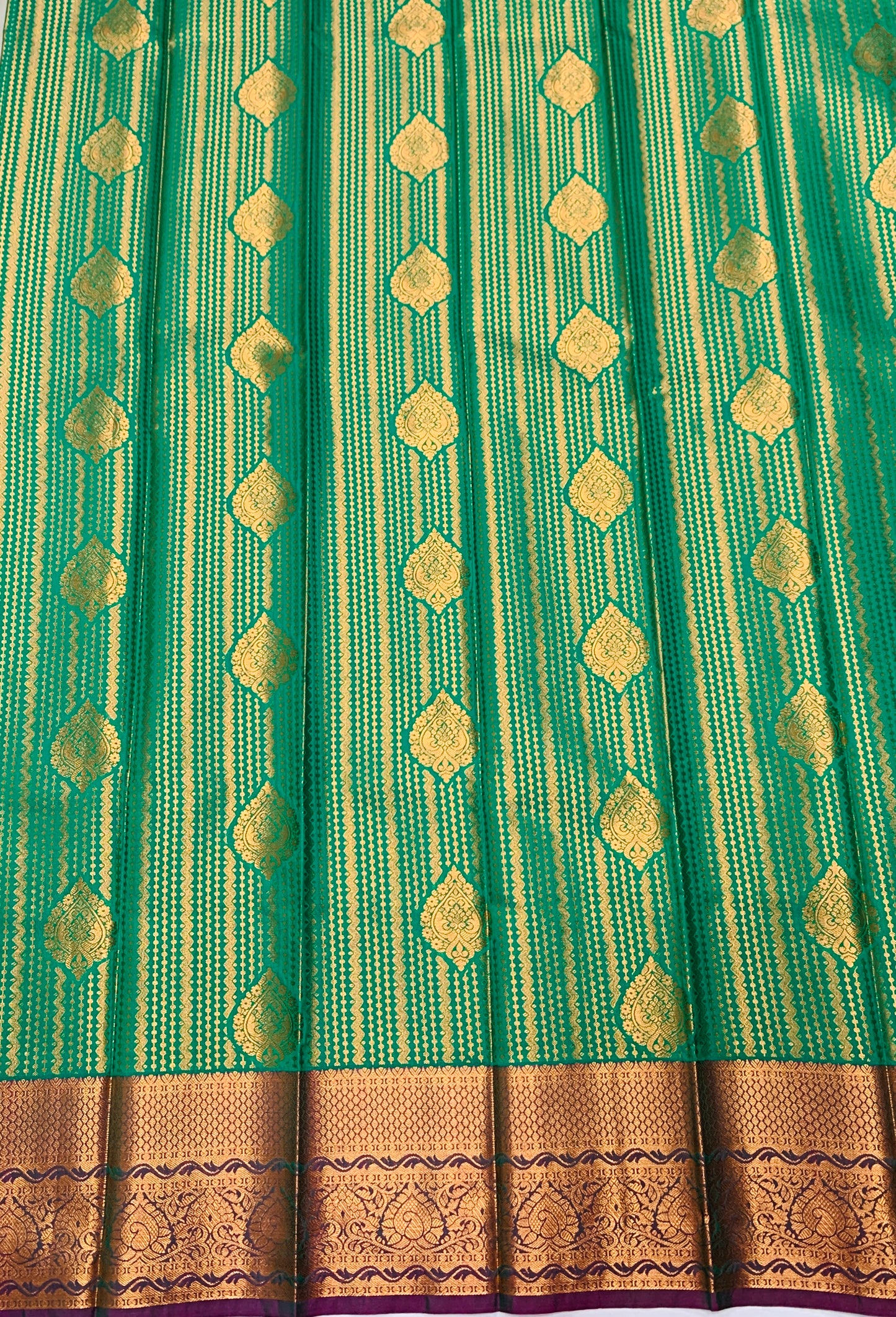 Vegan Silk Saree Green shade with Copper Border