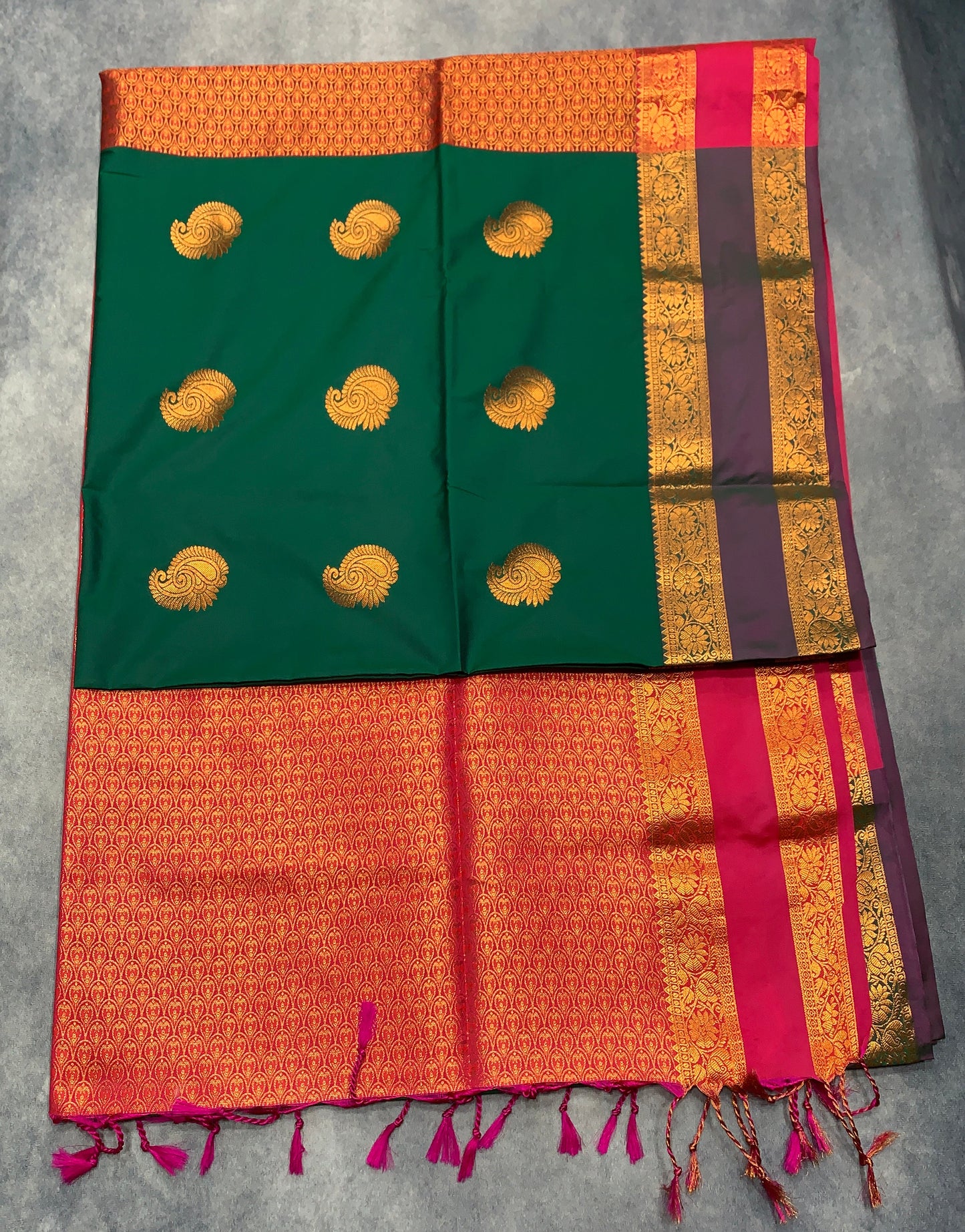 Soft Vegan Silk Saree Green Colour with Rettai Pettu Border