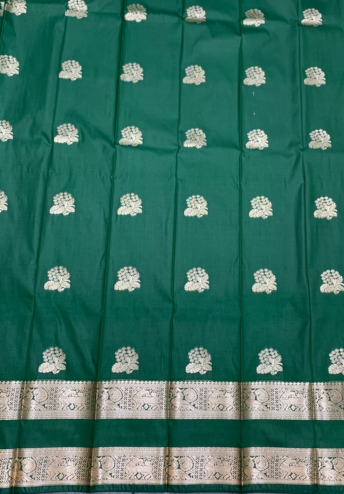 Soft Silk Casual Saree Green Colour with Rettai Pettu Border