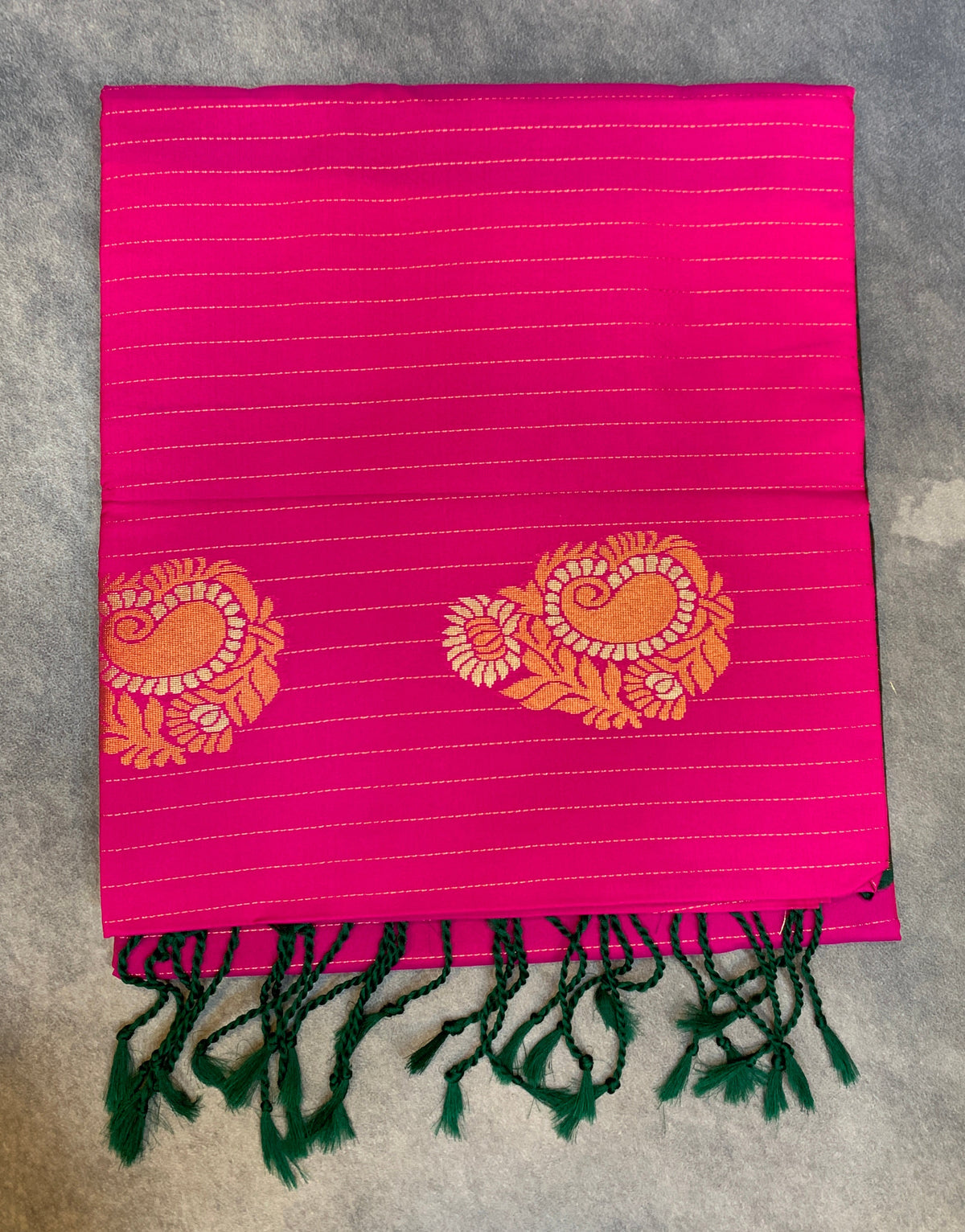 Art Silk Saree Pink Colour with Borderless