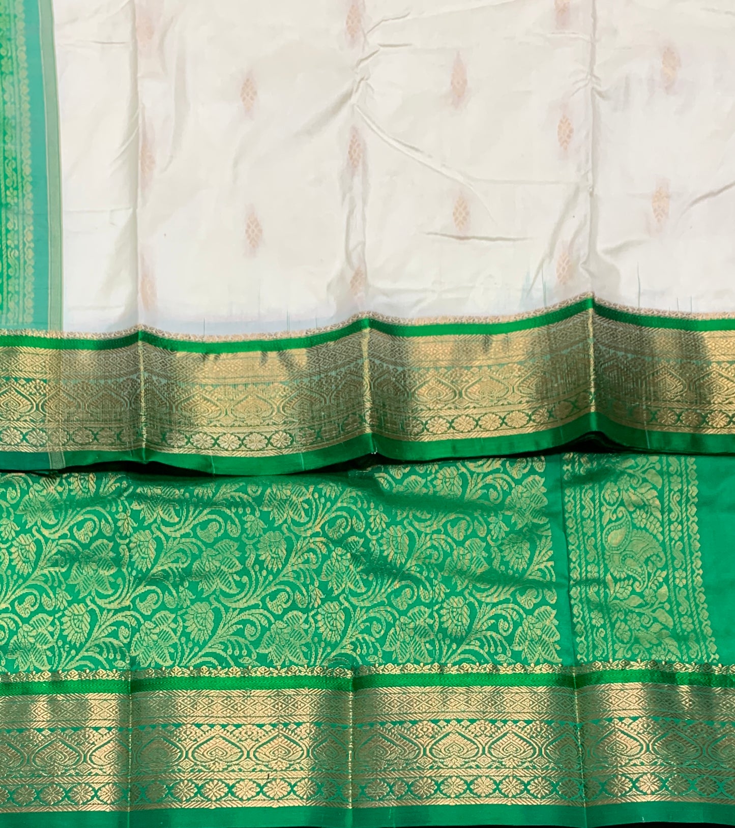 Pure Kanchipuram Silk White Colour with Green Border
