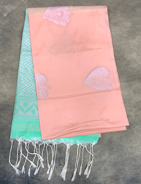 Art Silk Saree Light Salmon Pink Colour with Borderless