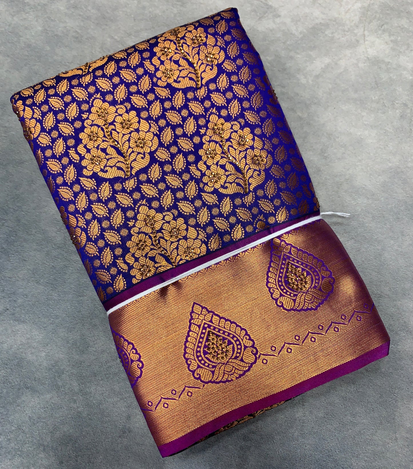 Vegan Silk Saree Violet Colour with Copper and Magenta Border