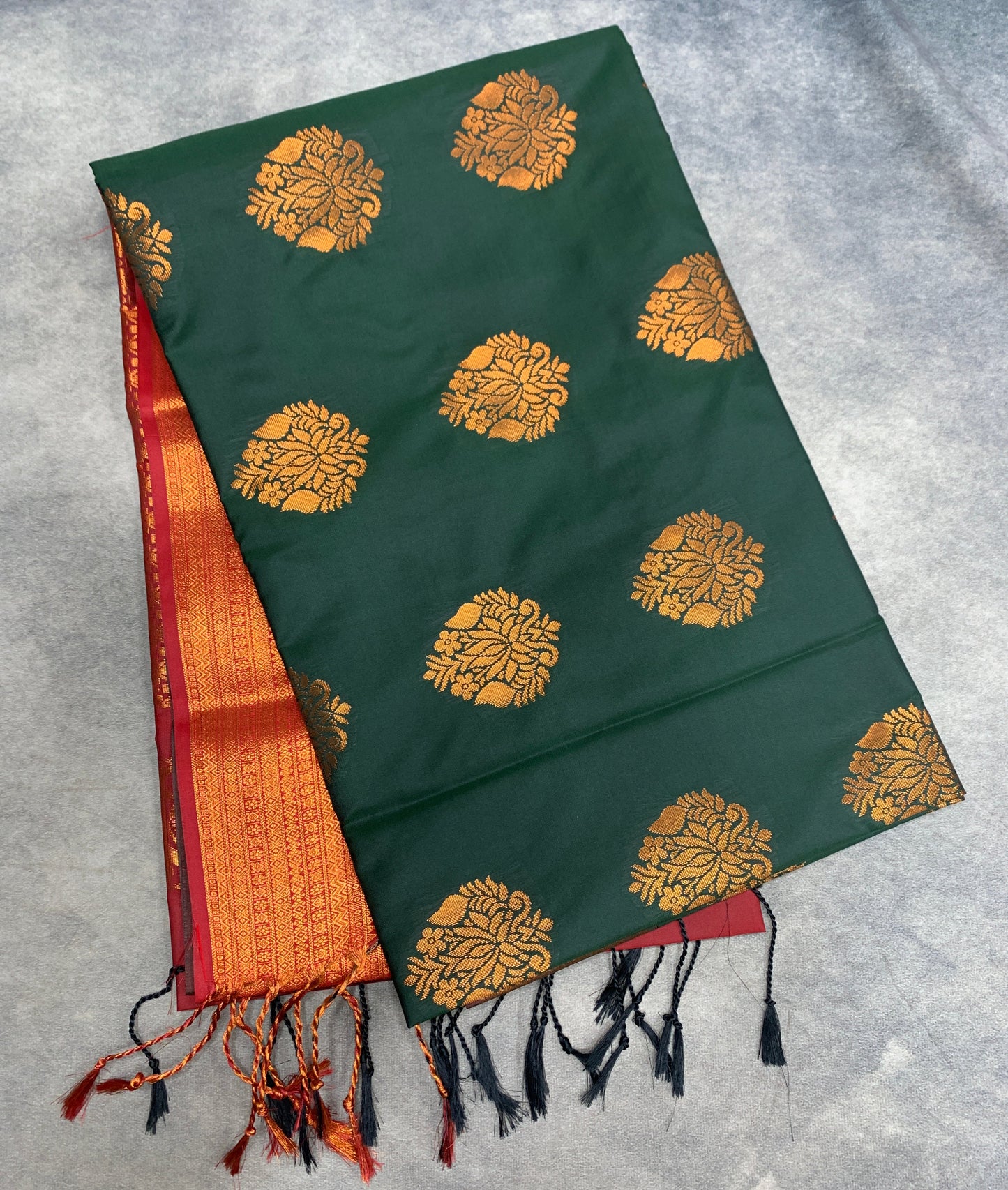 Soft Vegan Silk Saree Green Colour with Maroon and Copper Border
