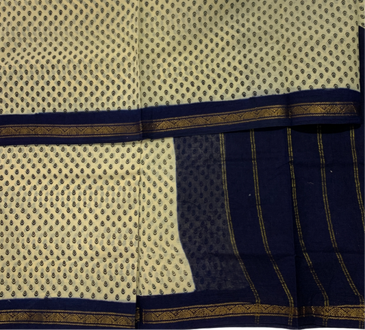 9 yards Cotton Saree Half White Colour with Navy Blue Border