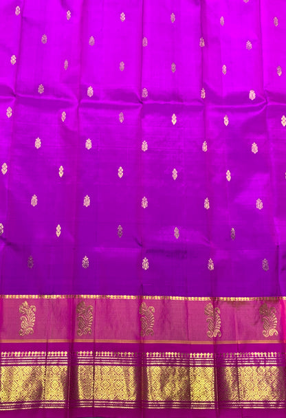Pure Kanchipuram Silk Saree Dual Tone Magenta Colour with Pink Colour Gold Zari Border