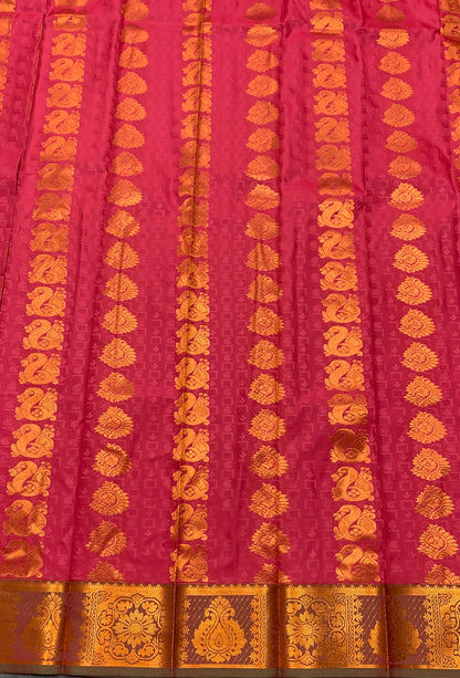 Vegan Silk Saree Peach Pink Colour Saree with Copper Border