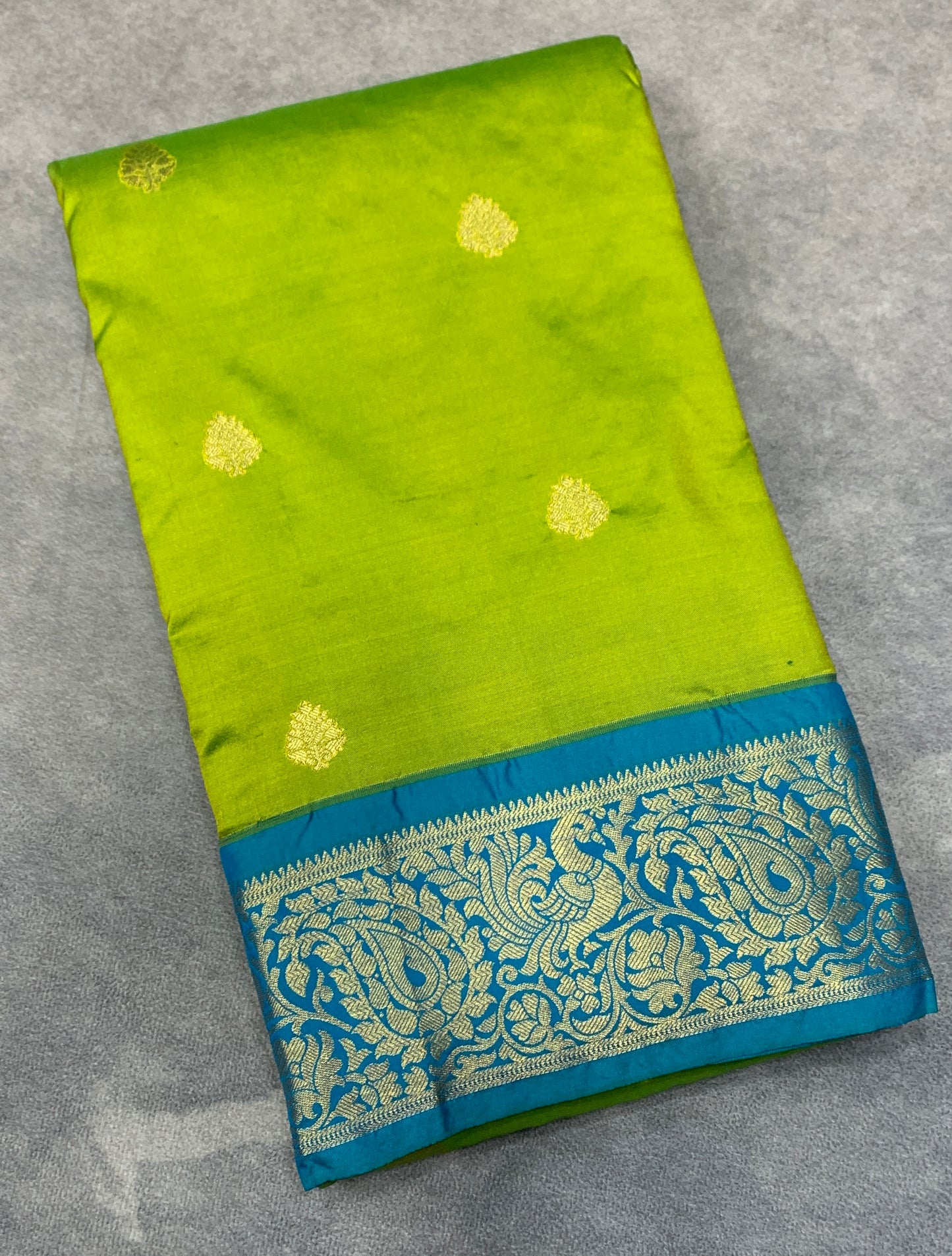 Pure Kanchipuram Silk Saree Light Green Colour with Sky Blue Border