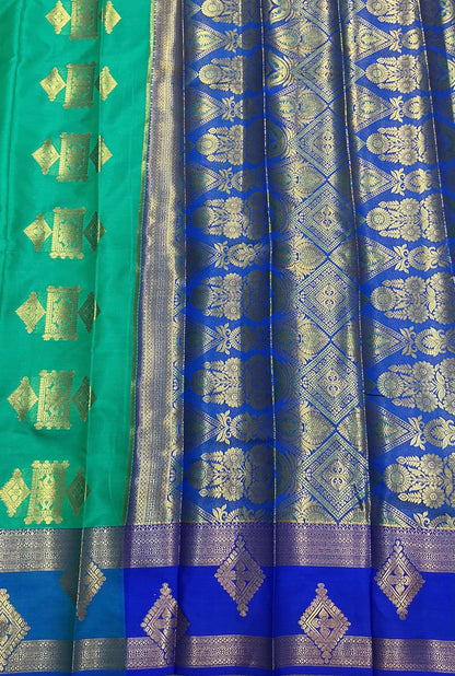 Soft Silk Casual Saree Light Green Colour with Rettai Pettu Blue Colour Border