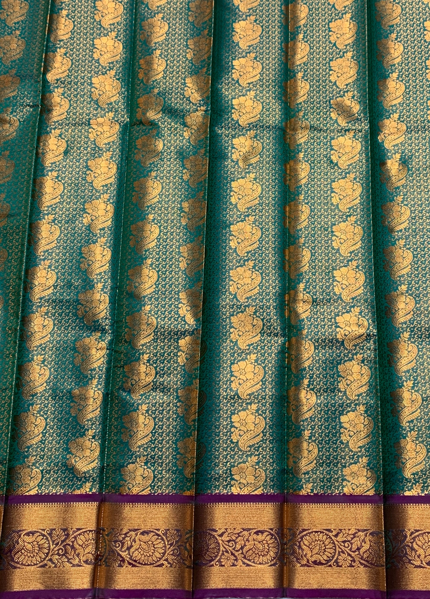 Vegan Silk Saree Green Colour with Copper and Magenta Border