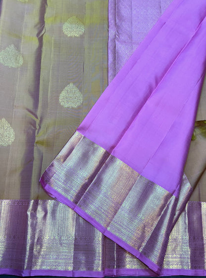 Pure Kanchipuram Silk Saree Dual Colour Shade with Light Pink Colour Shade Border