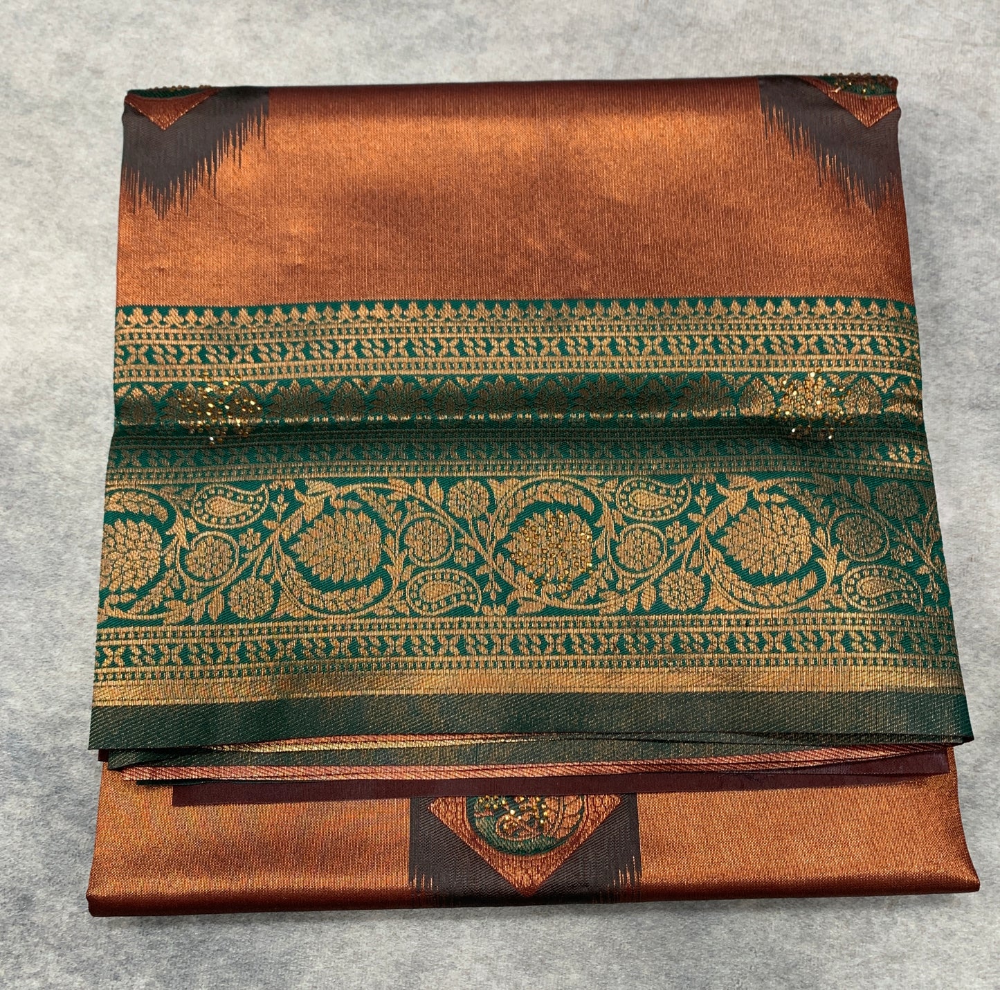 Art Silk Saree Maroon Colour and Stone Work with Green Border