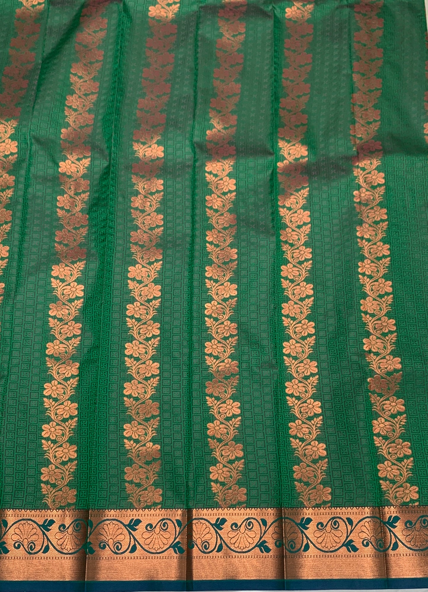 Vegan Silk Saree Green Colour with Copper Border