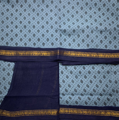 9 yards Cotton Saree Gray Colour with Navy Blue Border