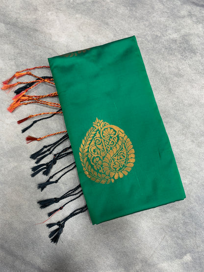 Soft Vegan Silk Saree Green Colour with Maroon and Copper Border