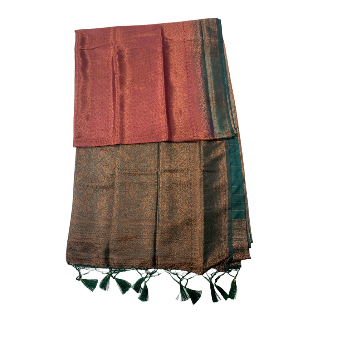 Brown shade kuberra pattu with Dark Green Pallu