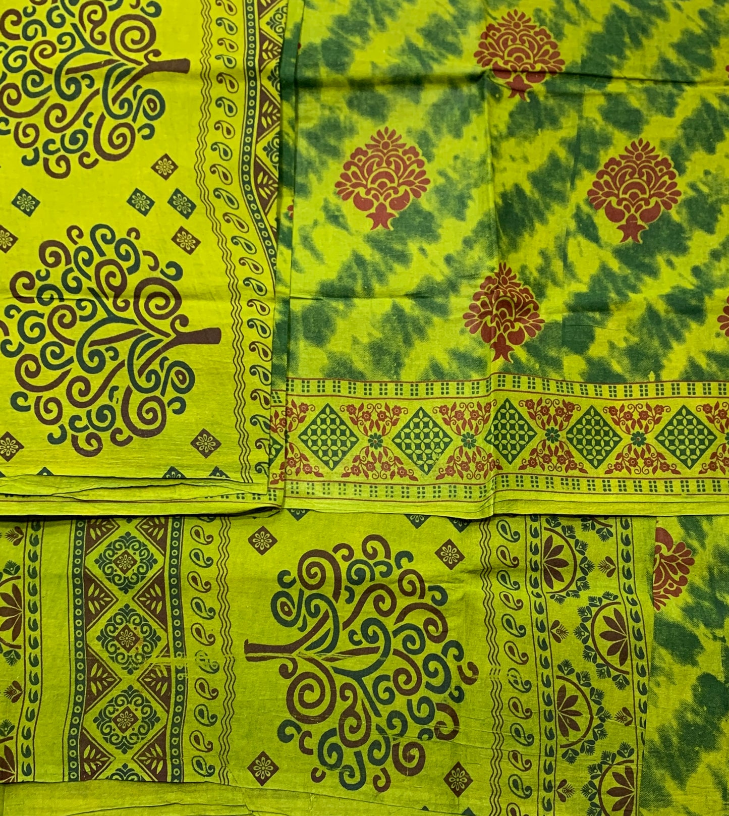 Chettinad Sungudi Cotton Olive Green Colour with Floral Design Border
