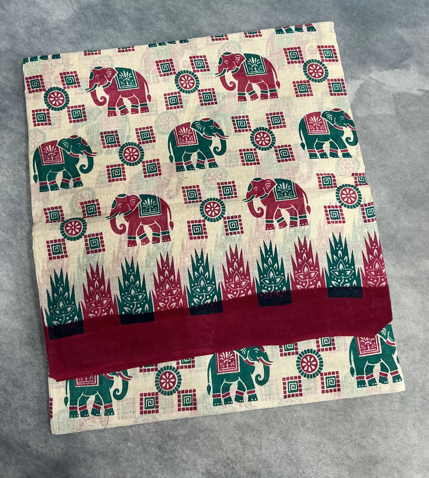 Chettinad Sungudi Cotton Off White Colour with Red Colour Border