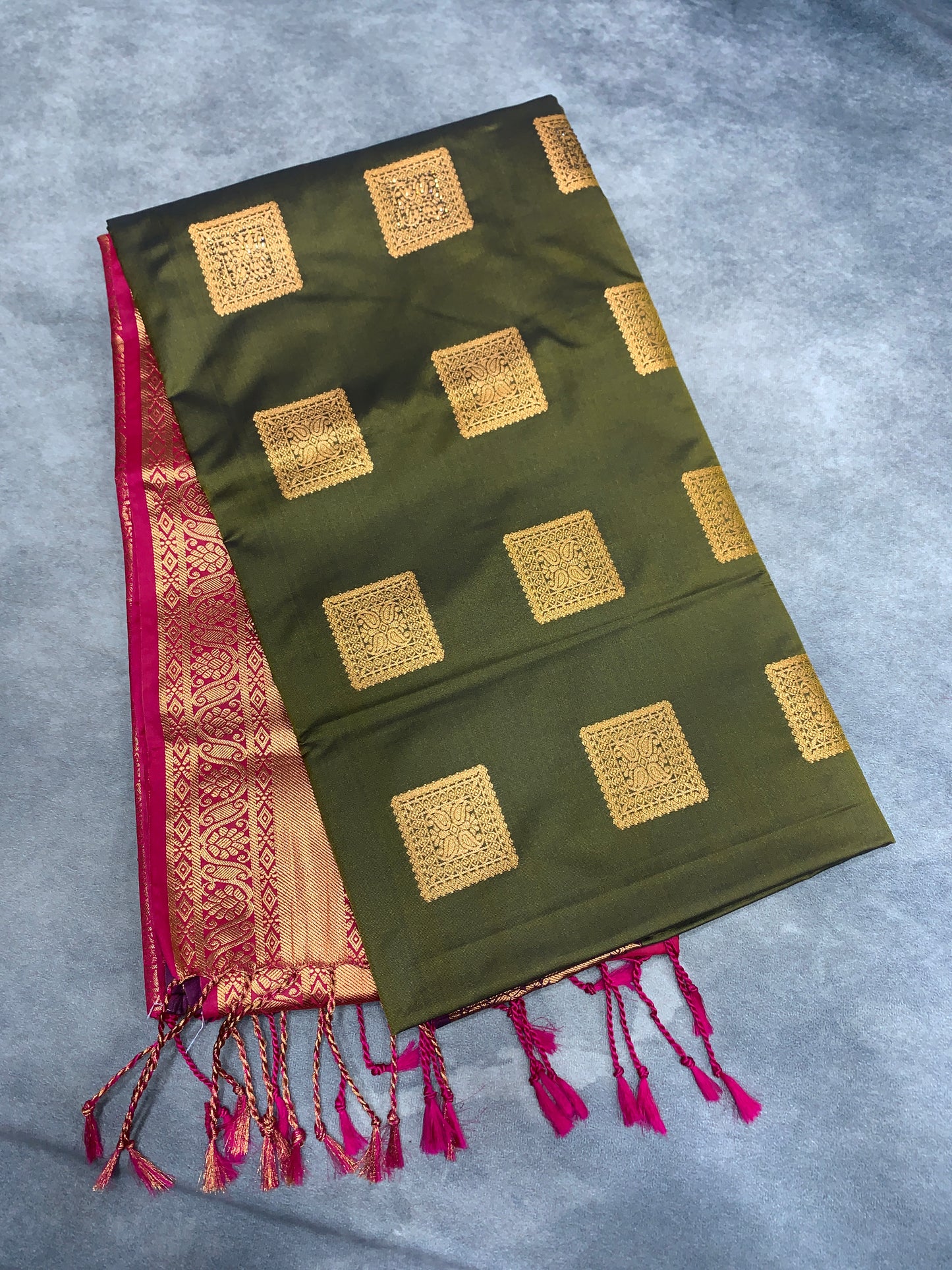 Soft Vegan Silk Saree Olive Green Colour with Pink and Copper Border