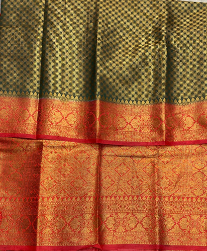 Crepe Saree Green Colour with Red Border