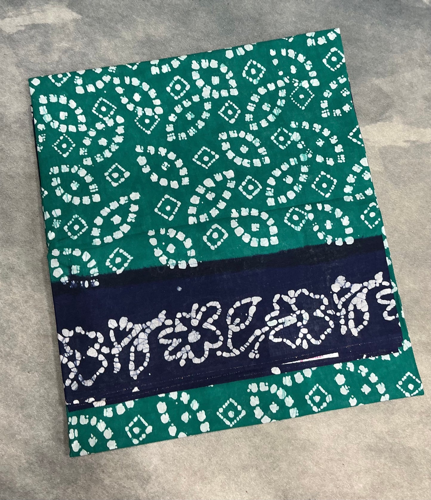 Chettinad Sungudi Cotton Rama Green Colour with Navy Blue Colour Border
