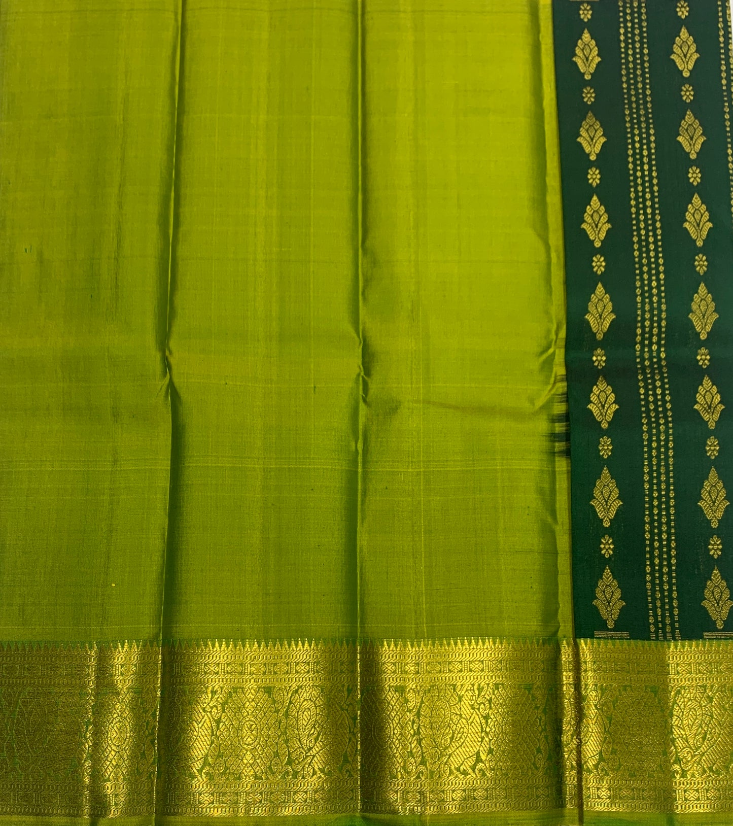 Green shade Pure kanchipuram Kids Pattu Pavadai with contrast border for newborn to 2 Years