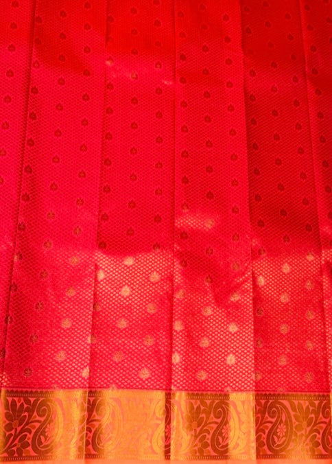 Pink shade saree with Copper Border with Mango and Flower design.