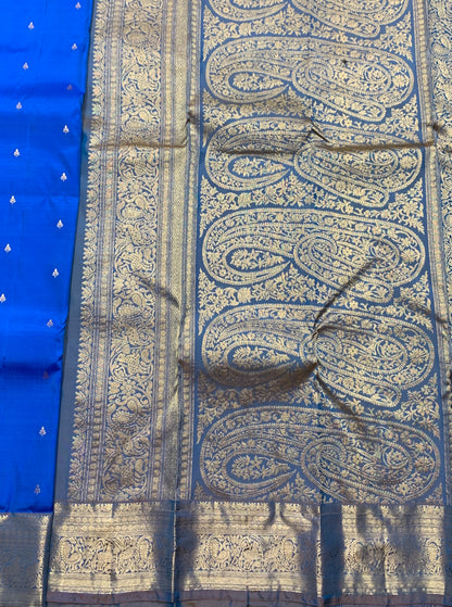 Pure Kanchipuram Silk Saree Blue Colour with Contrasting Light Blue Border and Gold Detailing