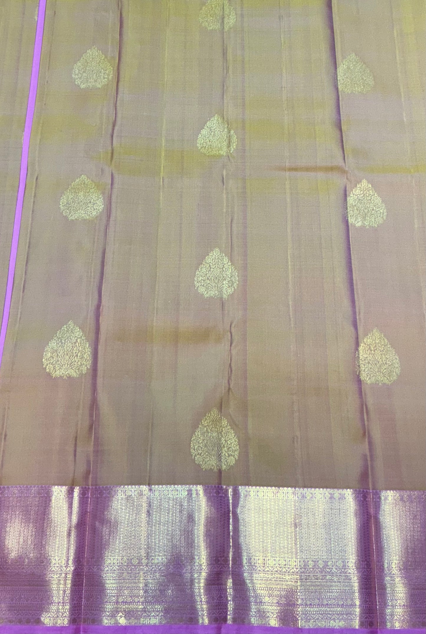Pure Kanchipuram Silk Saree Dual Colour Shade with Light Pink Colour Shade Border