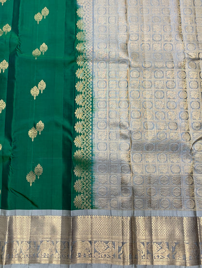 Pure Kanchipuram Silk Saree Green Colour with Biscuit Colour Border