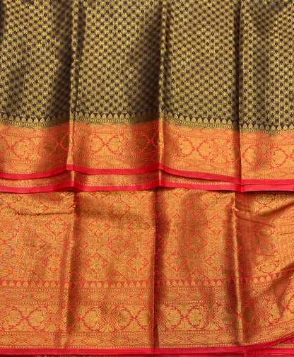 Crepe Saree Block Colour with Red Border