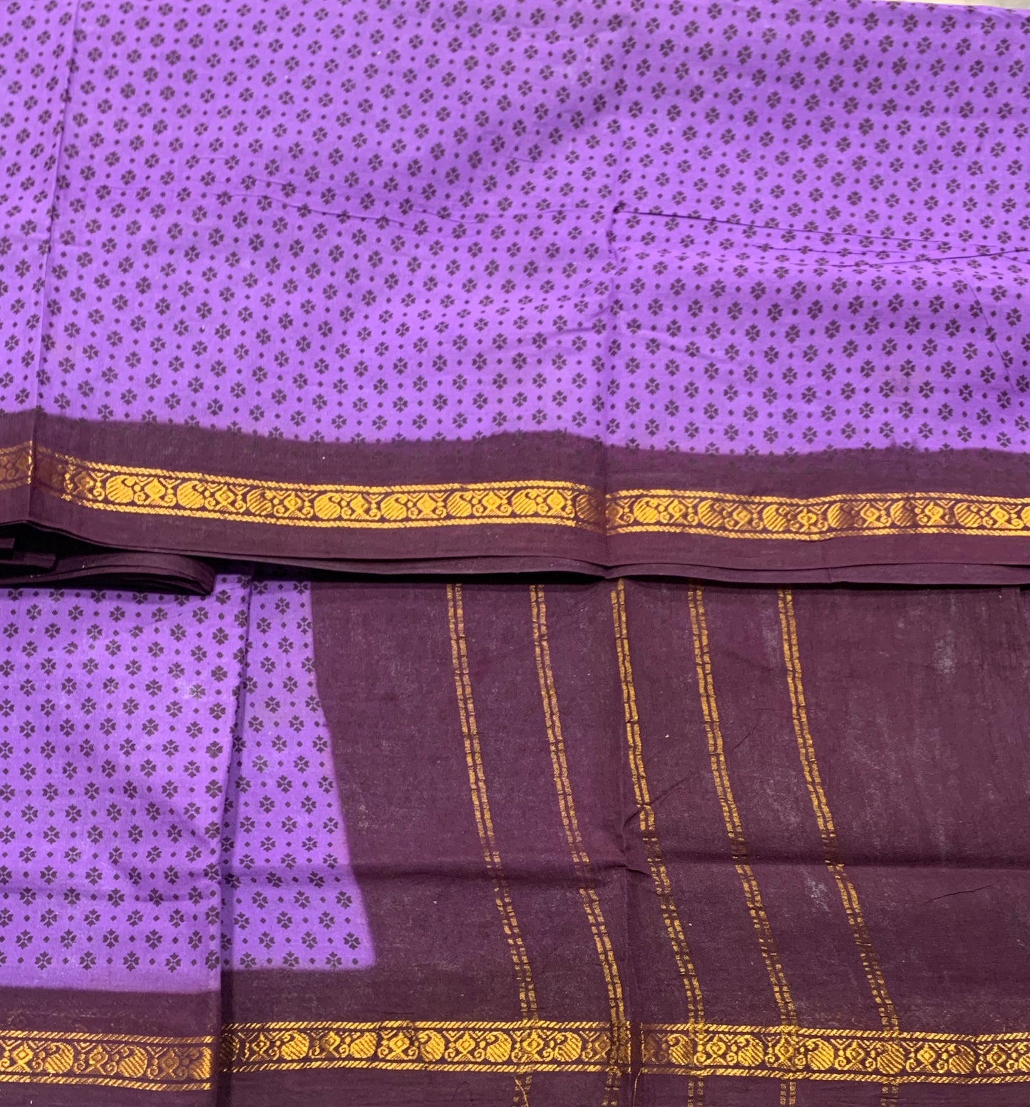 9 yards Cotton Saree Lavender Colour with Dark Magenta Border