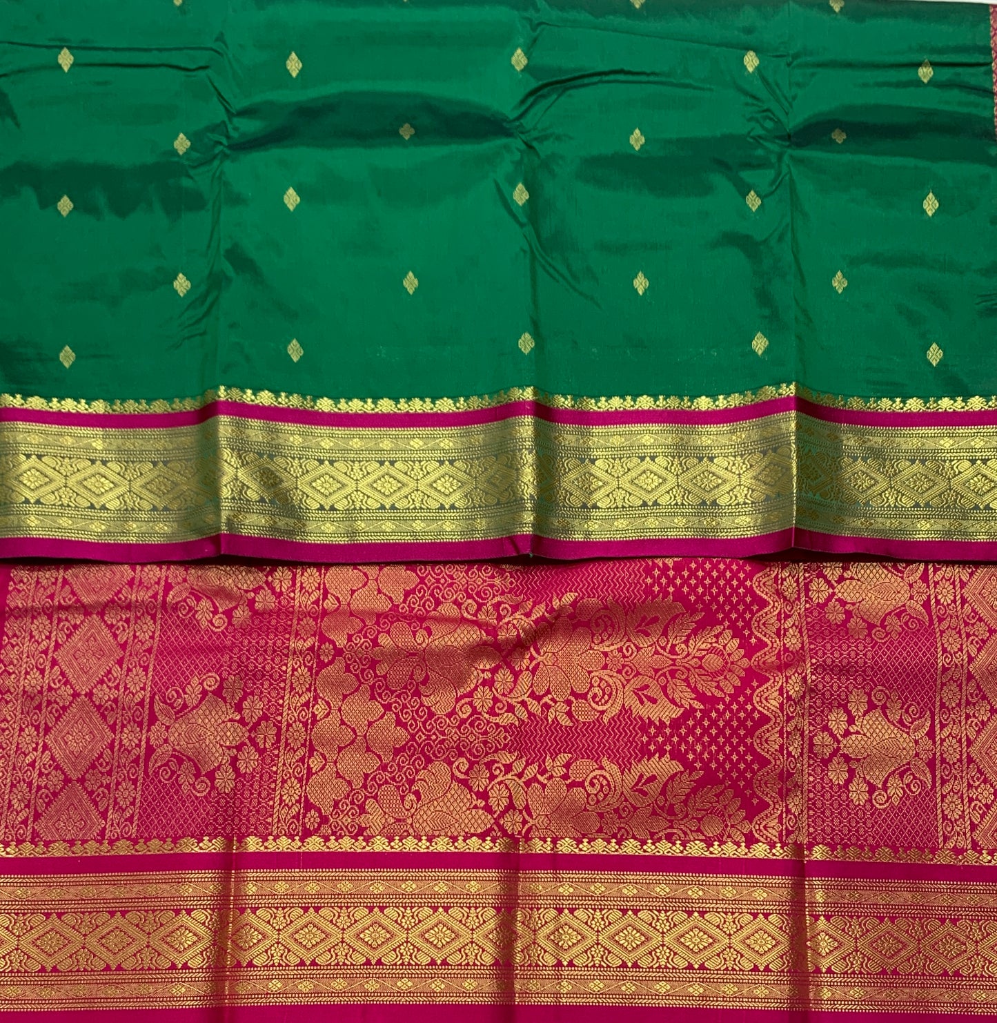 Green Shade Saree with Golden and Pink Border