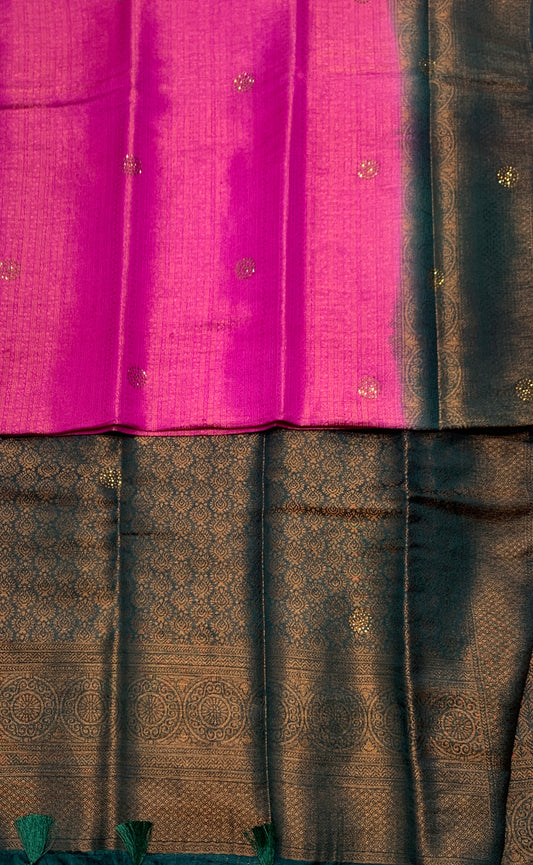 Pink shade Kuberra Pattu with Green Pallu