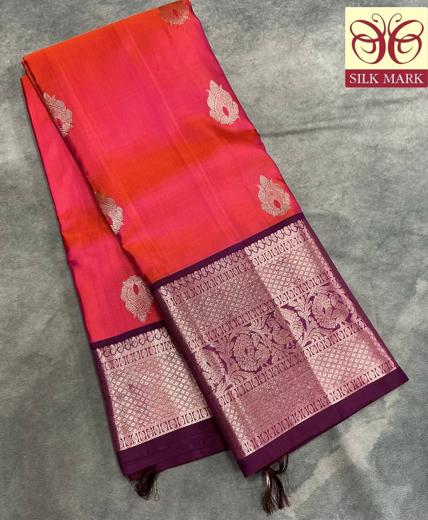 Pure Kanchipuram Silk Saree Peachish Pink Colour with Dark Magenta Border