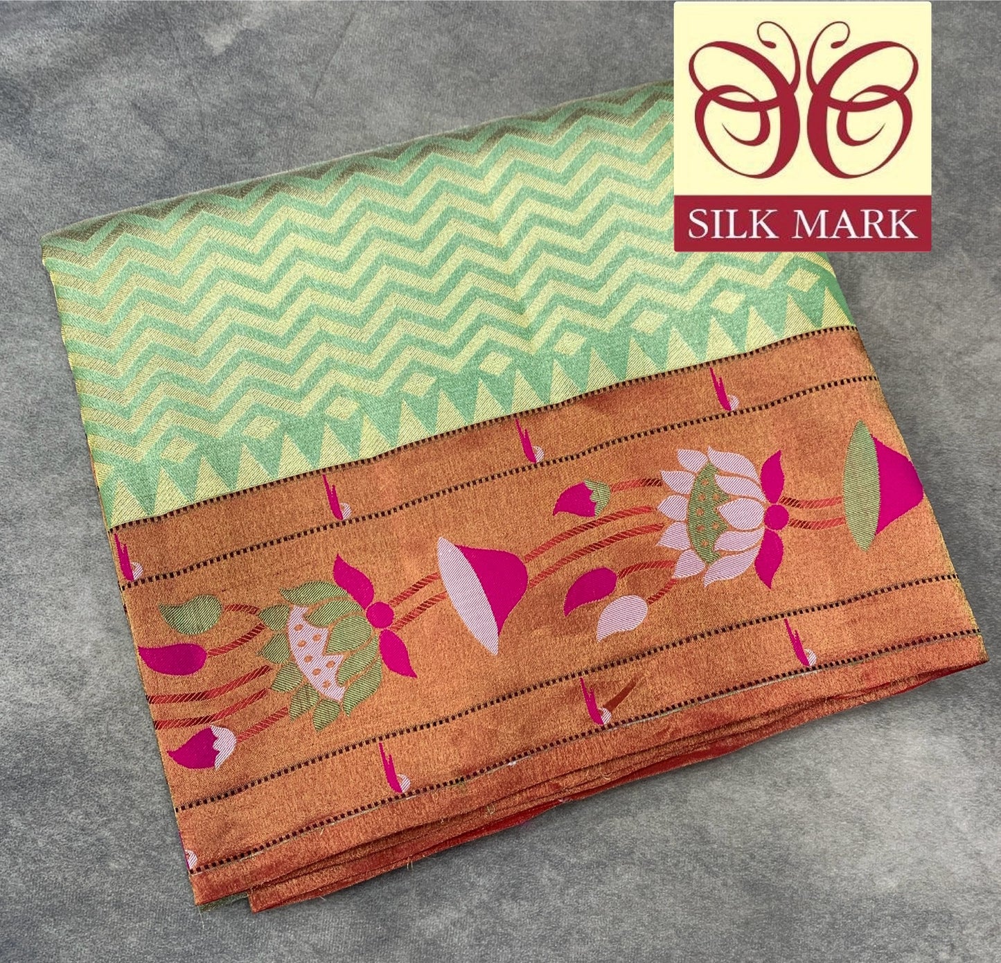 Paithani Pure Silk Saree Apple Green Colour with Copper Colour and Floral Design (Pre Order Available)