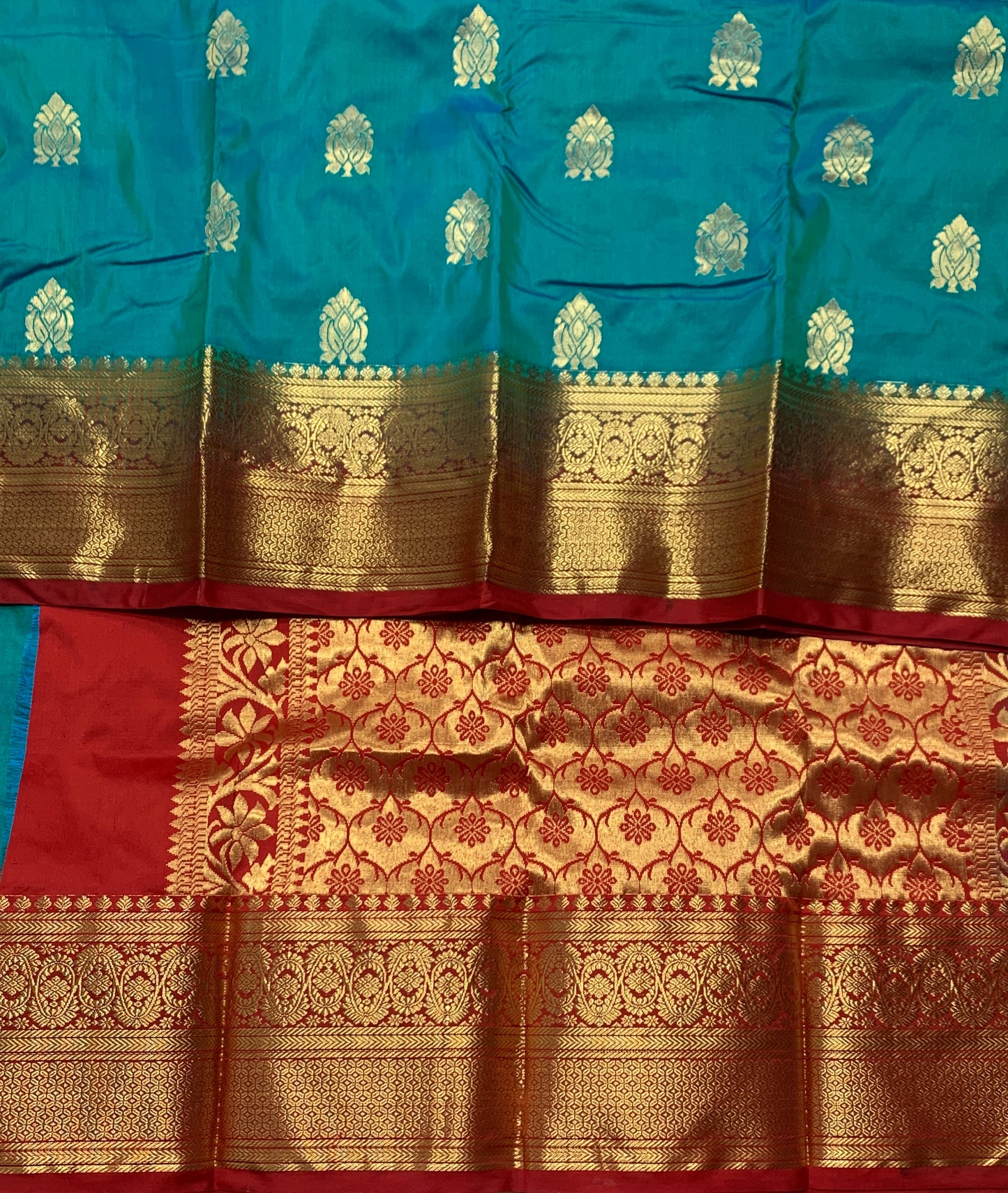 Pure Kanchipuram Silk Saree Sapphire Colour with Red Border