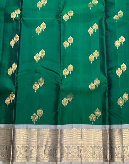 Pure Kanchipuram Silk Saree Green Colour with Biscuit Colour Border