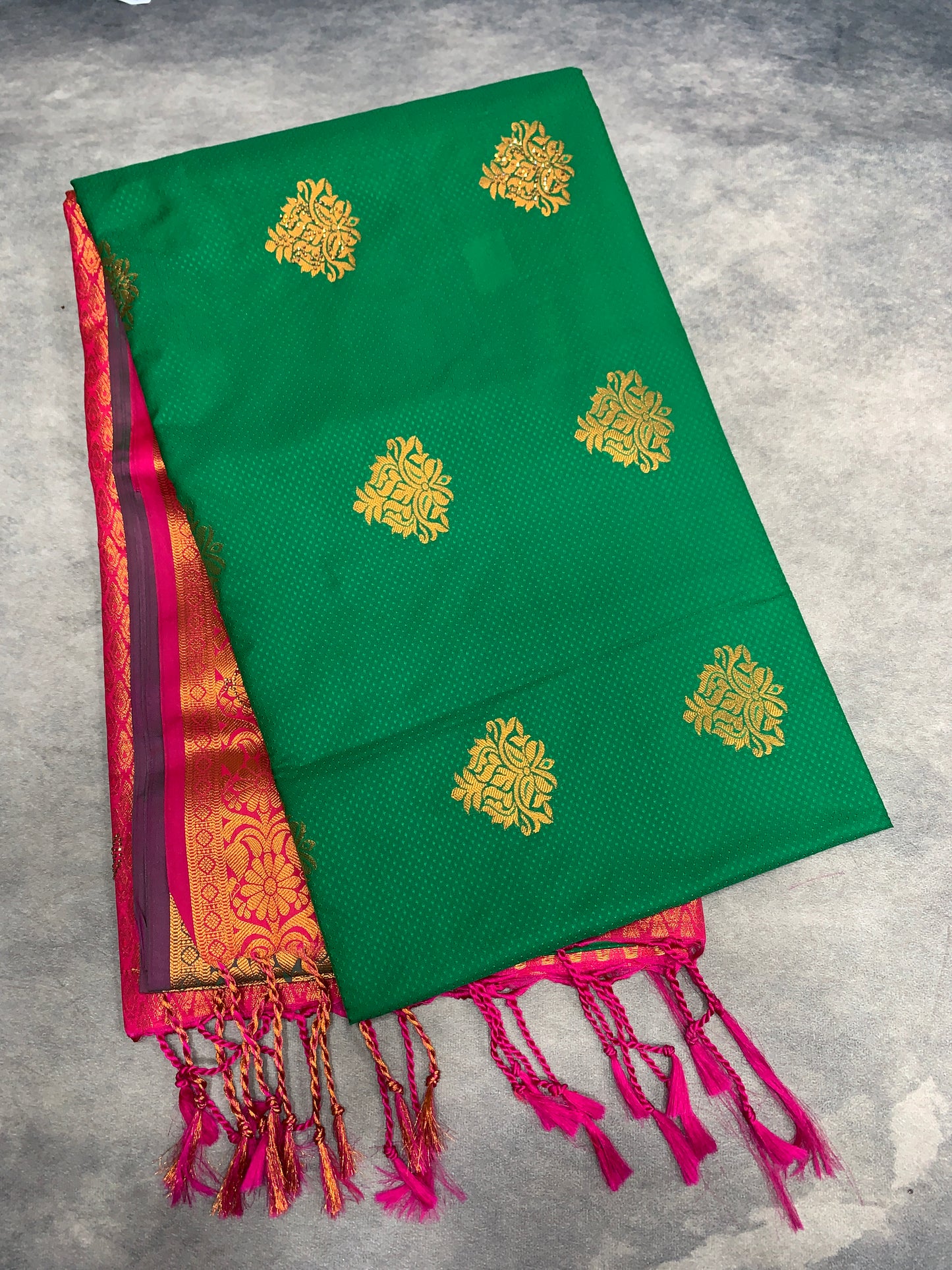 Soft Vegan Silk Saree Light Green Colour with Pink and Copper Border