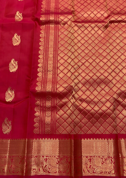 Pure Kanchipuram Silk Saree Red Rose Colour with Self Border