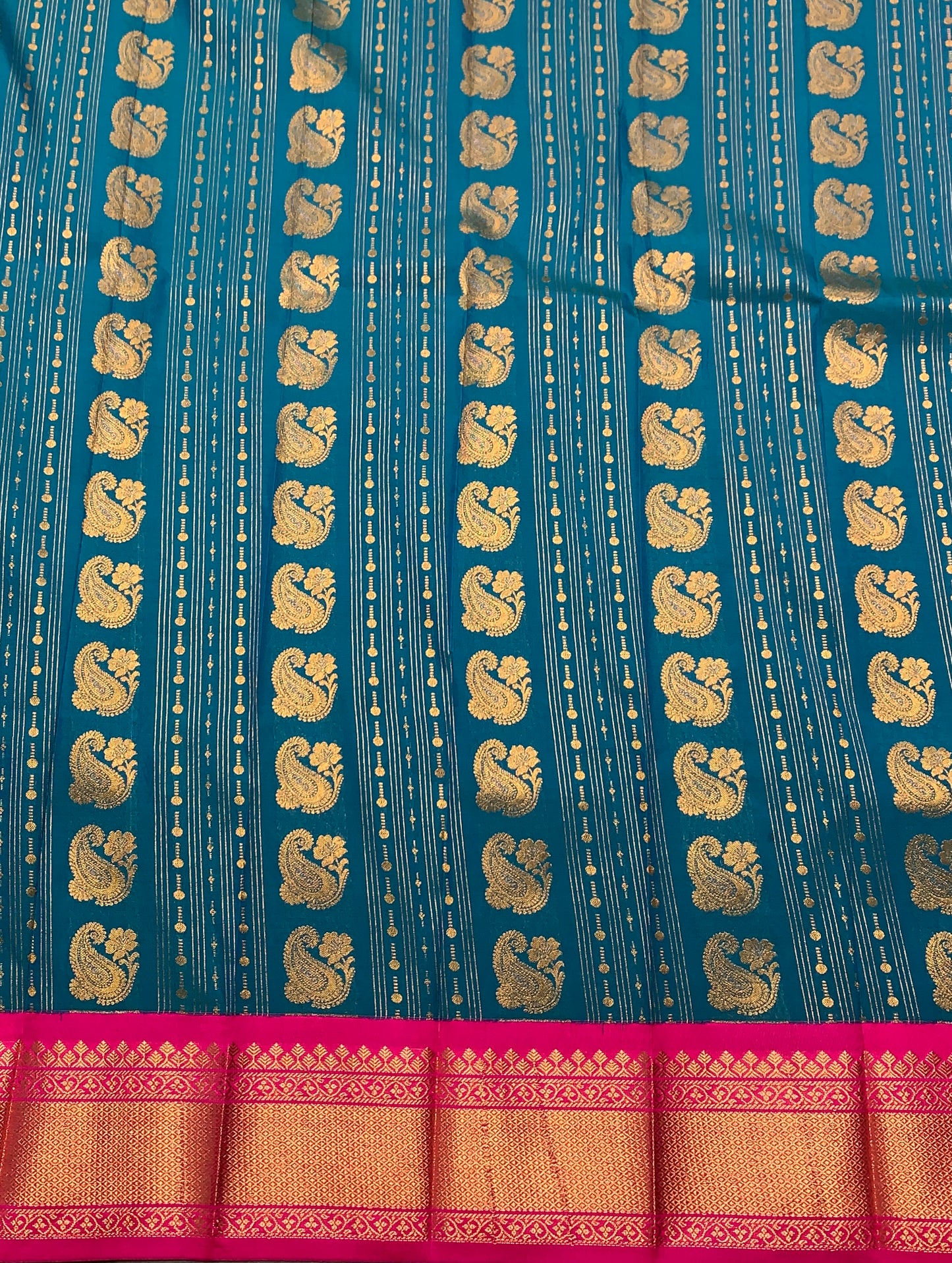 Vegan Silk Saree Peacock Blue Colour Saree with Pink Colour Contrast Border